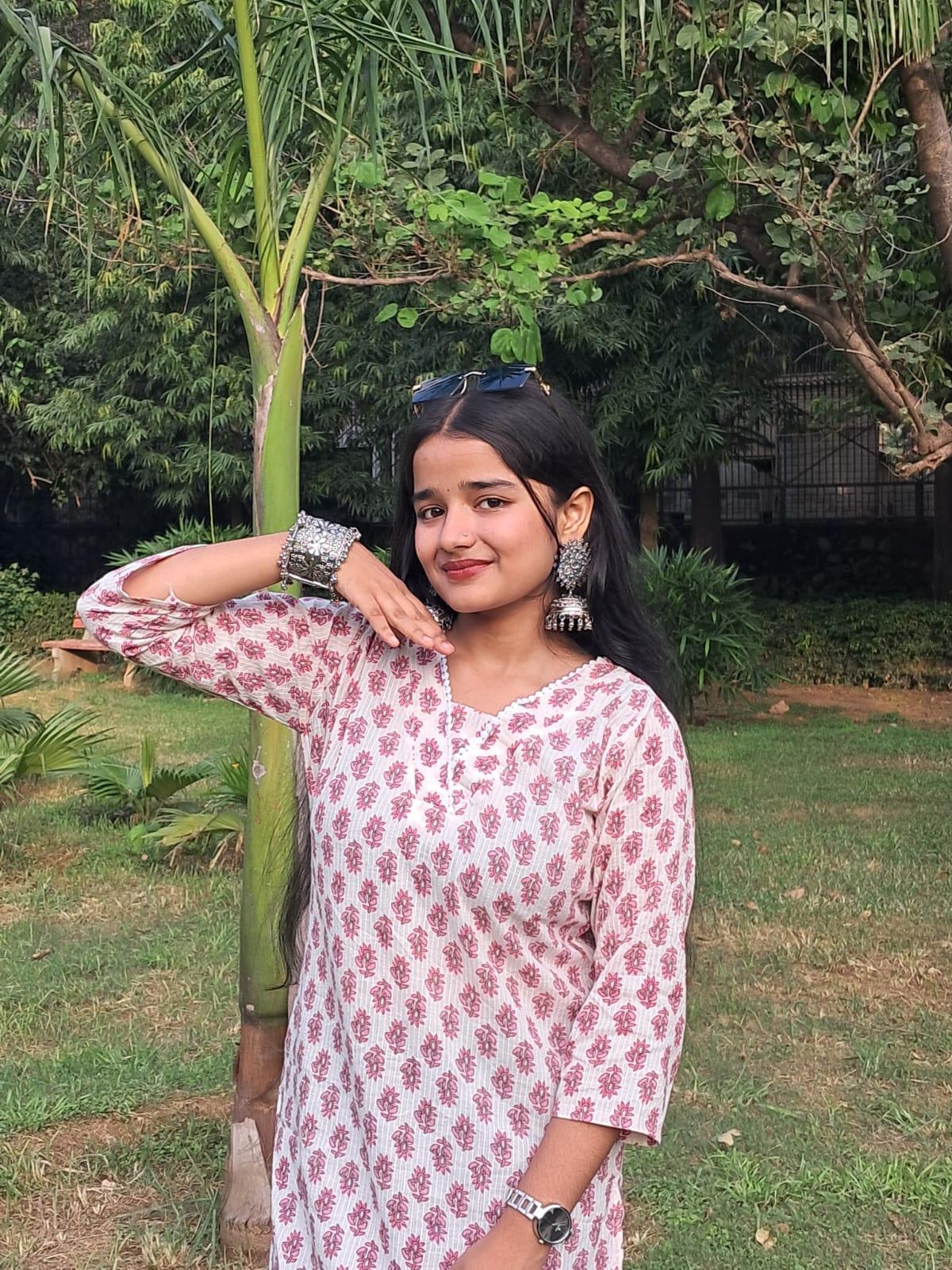 Barnora Aura – White & Red Printed Cotton Straight Kurta | Block Print Daily Wear Kurti for Women